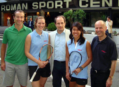 Rome Tour host Massimo Bianchi flanked by WISPA stars Nicol David (left) and Laura Lengthorn-Massaro (right) outside the Roman Sport Center, together with Andrew Shelley (extreme right) and noted Italian coach Francesco Busi (also the Danish National Coach - extreme left)